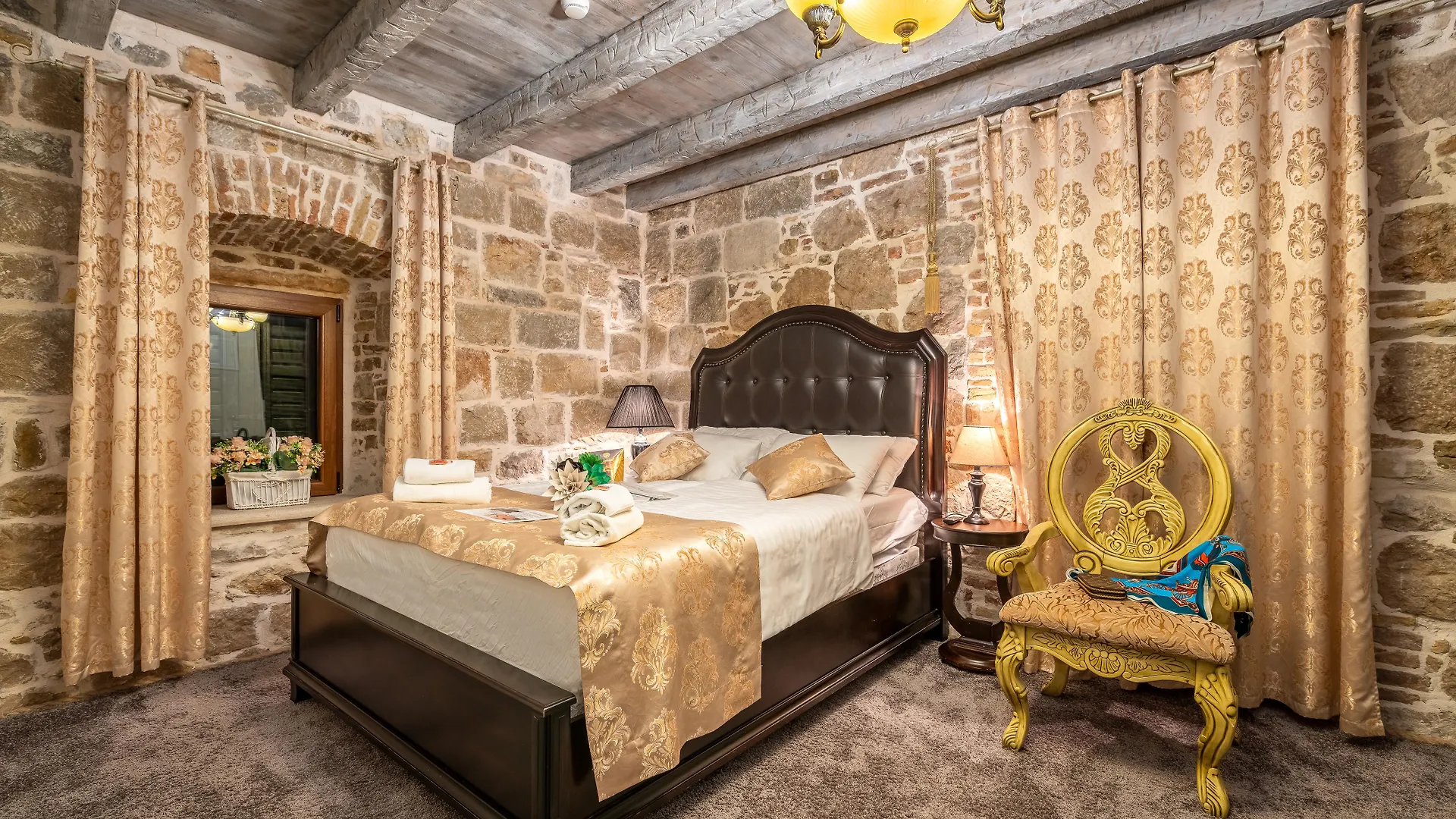 Heritage Palace Varos - Mag Quaint & Elegant Boutique Hotels Split