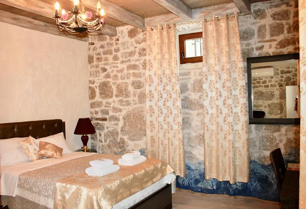 Heritage Palace Varos - Mag Quaint & Elegant Boutique Hotels Split