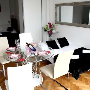 Apartment Prestige